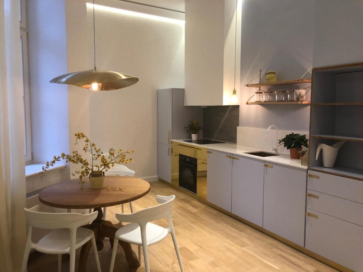 Boutique Elizabeth Apartment Riga Ngoại thất bức ảnh